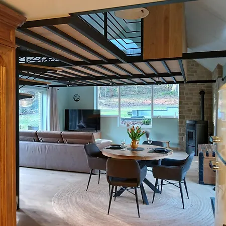 Le Loft Du Renard, Cosy Au Coeur De La Nature Boisee A Wepion, Parenthese Douce Dans La Vallee Mosane Ferienhaus Namur (Namen)