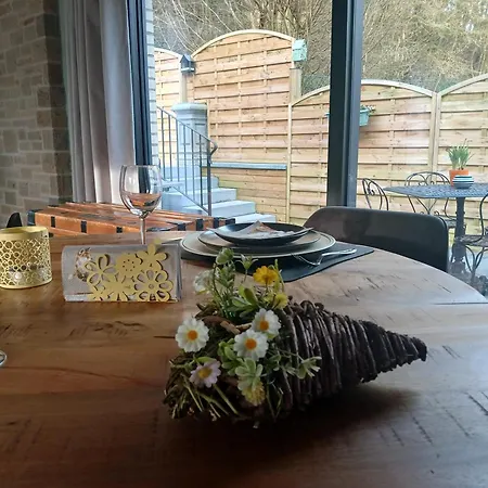 بيت للعطل Le Loft Du Renard, Cosy Au Coeur De La Nature Boisee A Wepion, Parenthese Douce Dans La Vallee Mosane نامور