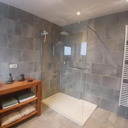 Ferienhaus Le Loft Du Renard, Cosy Au Coeur De La Nature Boisee A Wepion, Parenthese Douce Dans La Vallee Mosane