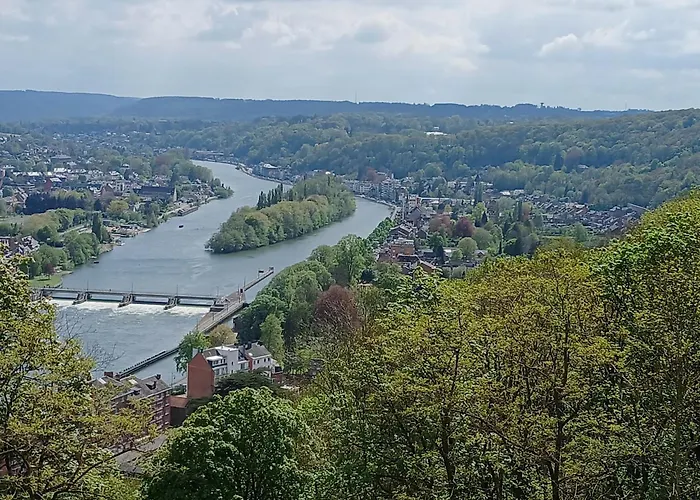 Le Loft Du Renard, Cosy Au Coeur De La Nature Boisee A Wepion, Parenthese Douce Dans La Vallee Mosane 那慕尔