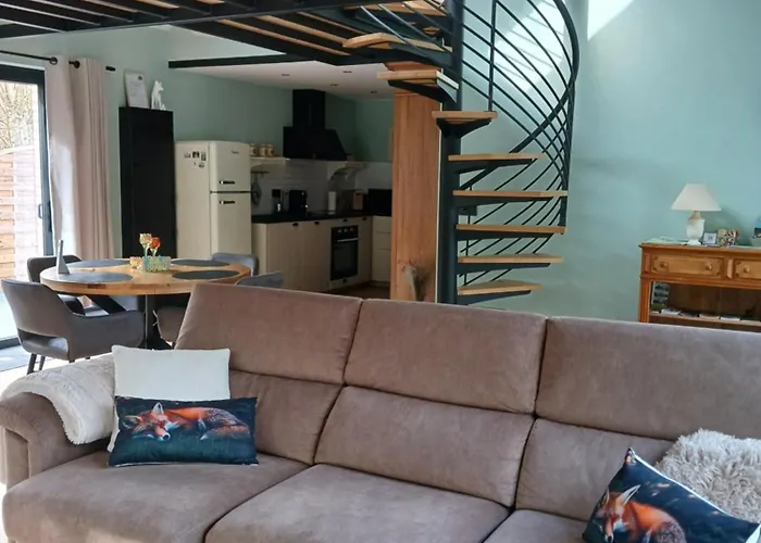 בית נופש Le Loft Du Renard, Cosy Au Coeur De La Nature Boisee A Wepion, Parenthese Douce Dans La Vallee Mosane *